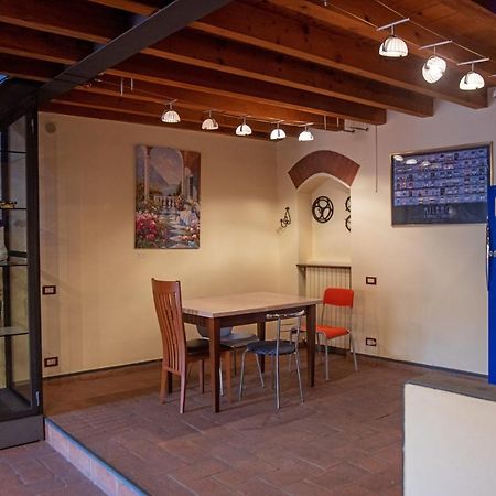 Casa Dolce Casa Alzaia Grande Apartment มิลาน ภายนอก รูปภาพ