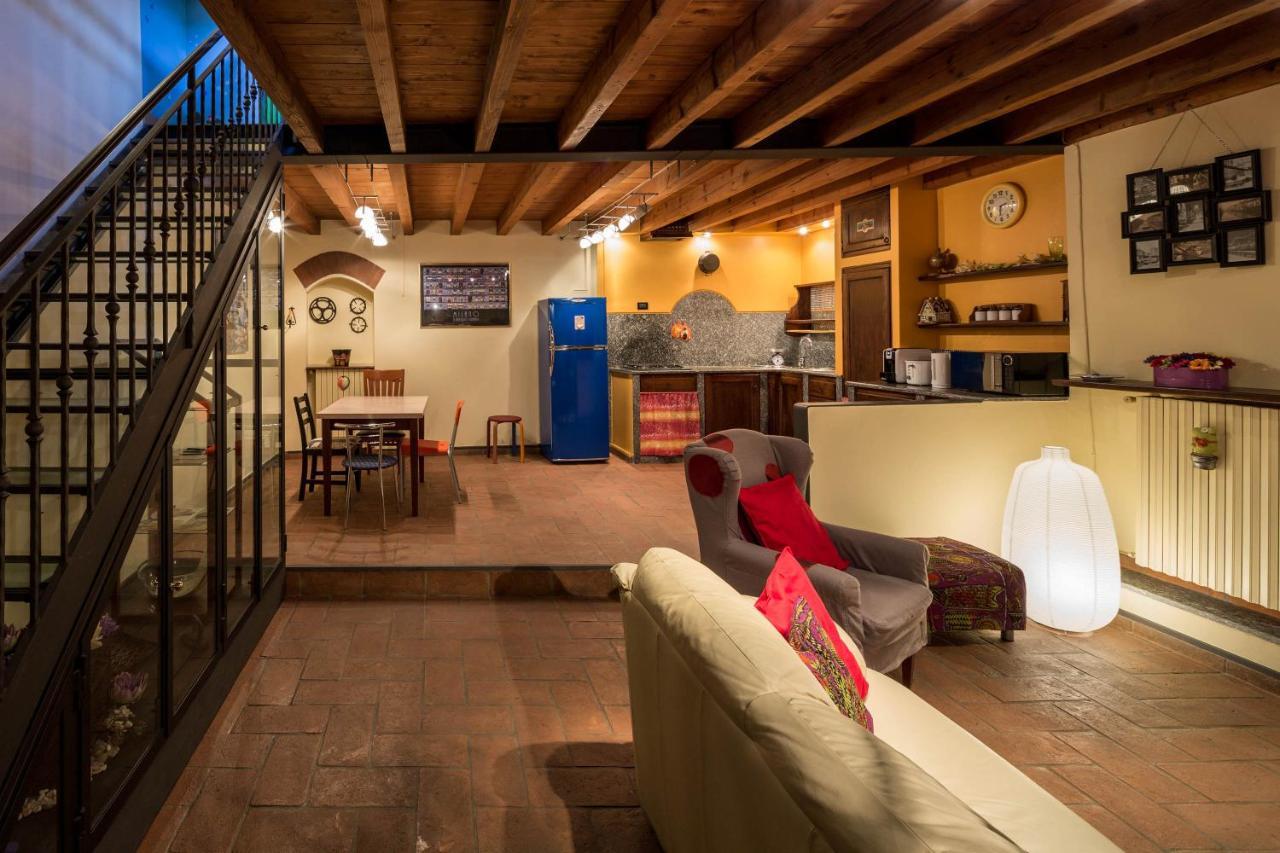 Casa Dolce Casa Alzaia Grande Apartment มิลาน ภายนอก รูปภาพ